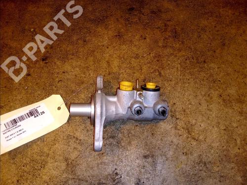Used Brake master cylinder FIAT 500 (312_) 1.2 (312AXA1A) (69 hp) 10053218