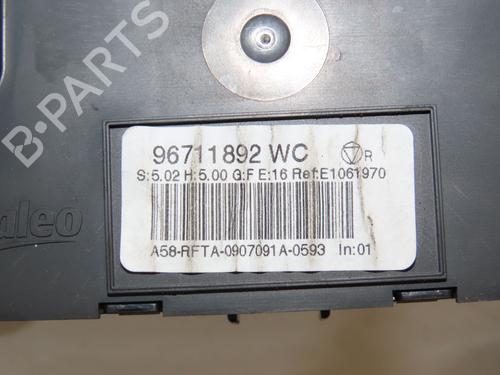 Used Climate control CITROËN C3 Picasso (SH_) 1.6 HDi (109 hp) 30740779