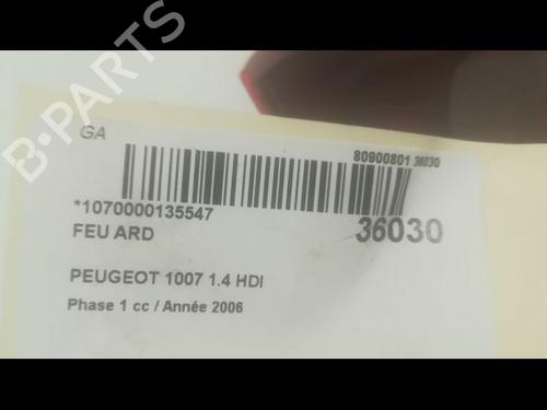 right-taillight-peugeot-1007-km_-2005-23177925 main image