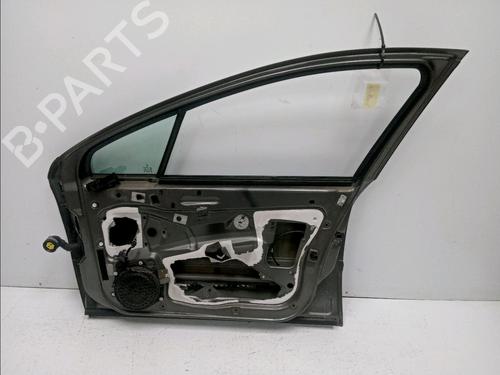 Right front door PEUGEOT 407 (6D_) 2.0 HDi (6DRHRH) | BP17527803C3