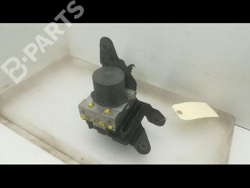 Used ABS pump RENAULT SCÉNIC II (JM0/1_) 1.9 dCi (JM0G, JM12, JM1G, JM2C) (120 hp) 9597590