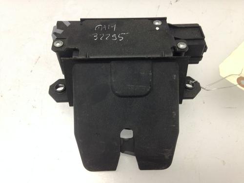 Bakluke lås FORD FOCUS C-MAX (DM2) 2.0 TDCi (133 hp) 9592629