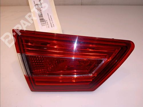 right-tailgate-light-renault-clio-iv-bh_-15-dci-90-2012-2013-2014-2015-2016-2017-2018-2019-2020-2021-11104210 main image