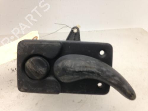 Used Rear right interior door handle Rear right interior door handle RENAULT MASTER II Van (FD) 2.8 dTI (FD0C, FD0F, FD2B, FD2F, FD3C, FD3F) (114 hp) 9593441 9593441