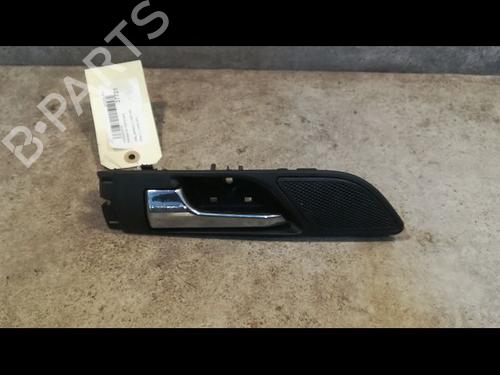 Used Front left interior door handle Front left interior door handle 9610675 9610675