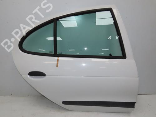 Dør højre bagtil Dør højre bagtil RENAULT MEGANE I (BA0/1_) 1.6 i (BA0L) (75 hp) 28968984 28968984