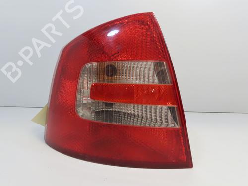 Venstre baglygte SKODA OCTAVIA II (1Z3) 1.9 TDI (105 hp) 28969659