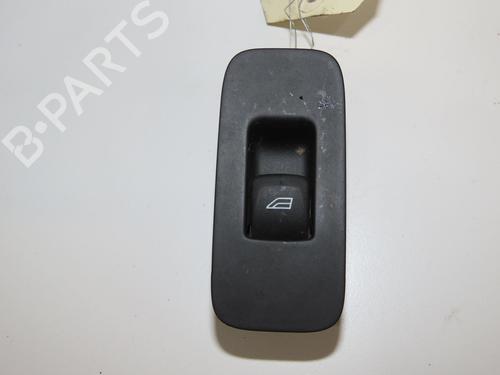 Used Right rear window switch VOLVO V40 Cross Country (526) D2 (114 hp) 32511503