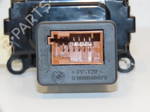 card-reader-citroen-c4-spacetourer-3d_-15-bluehdi-130-9814247280-2018-22774470 main image