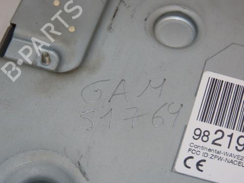 Used Radio Radio 24358912 24358912
