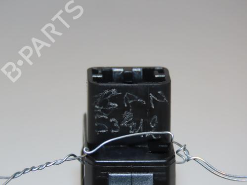 Used Left front window switch FORD KA (RU8) 1.3 TDCi (75 hp) 28968890