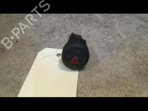Used Warning switch Warning switch NISSAN JUKE (F15) 1.2 DIG-T (115 hp) 9611924 9611924