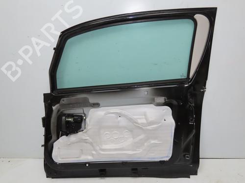 Used Right front door PEUGEOT 1007 (KM_) 1.4 (75 hp) 28831256
