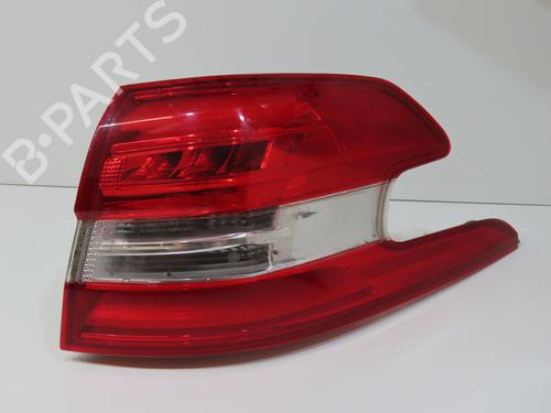 Used Right taillight Right taillight 33681103 33681103