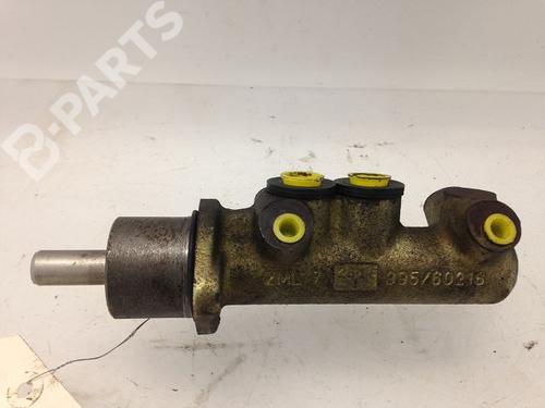 Used Brake master cylinder FIAT PUNTO (176_) 60 1.2 (176AP, 176AR, 176AQ, 176BB) (60 hp) 9592669