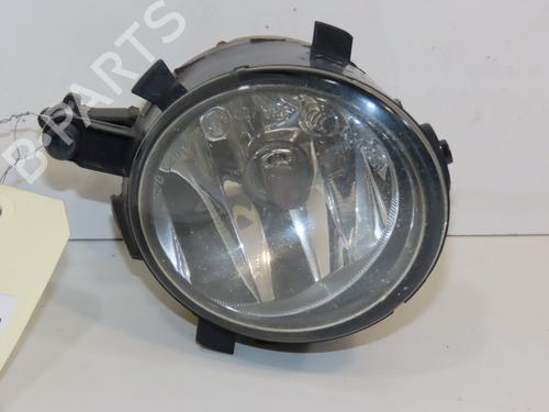 Used Left front fog light Left front fog light SEAT LEON (1P1) 1.6 TDI (105 hp) 17868639 17868639