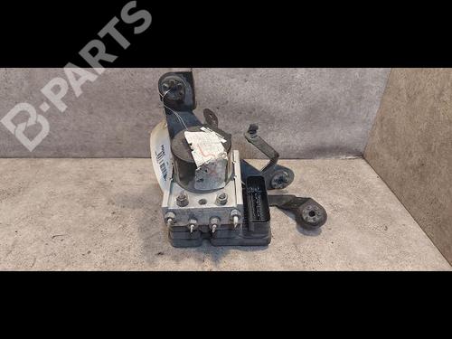 Used ABS pump RENAULT MEGANE III Hatchback (BZ0/1_, B3_) 1.5 dCi (106 hp) 9608023