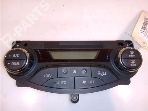 Used Climate control TOYOTA YARIS (_P13_) 1.5 Hybrid (NHP130_, NHP130) (101 hp) 11114527