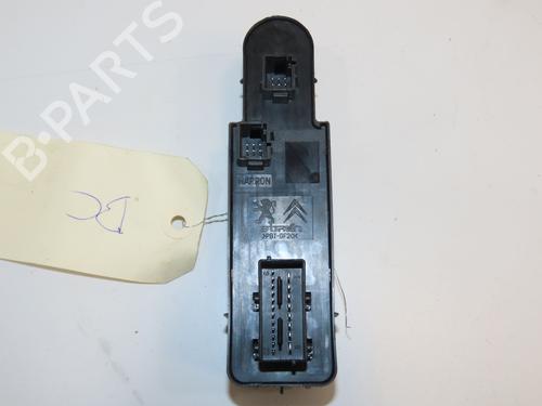 Used Left front window switch CITROËN C5 III Break (RW_) 2.0 HDi 165 (163 hp) 28968876