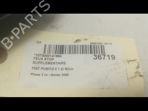 Used Third brake light Third brake light FIAT PUNTO (188_) 1.2 60 (188.030, .050, .130, .150, .230, .250) (60 hp) 9600045 9600045