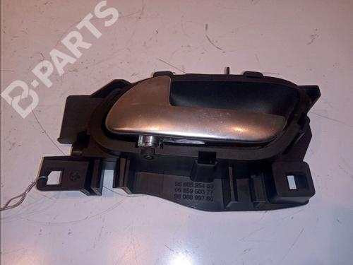 Used Front right interior door handle PEUGEOT 508 I (8D_) 2.0 HDi (136 hp) 11102360
