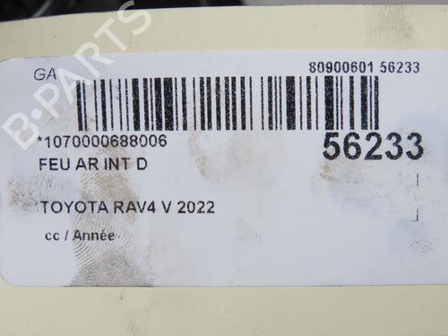 right-tailgate-light-toyota-rav-4-v-_a5_-_h5_-2018-40437991 main image