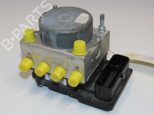 Used ABS pump FIAT PUNTO (199_) 1.2 (199AXZ1A, 199BXZ1A) (69 hp) 28967641