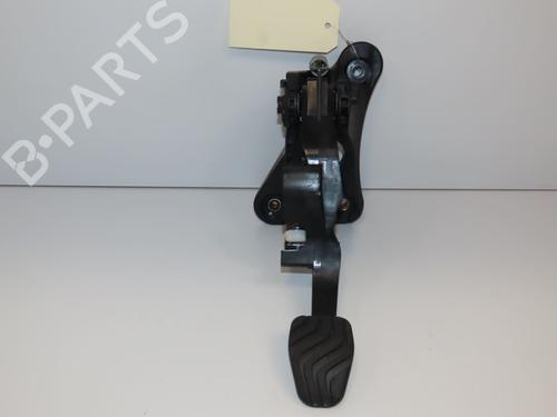 koblingspedal RENAULT CLIO V (B7_) 1.0 SCe 65 (B7MG) (67 hp) 29345201