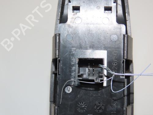 Used Left front window switch Left front window switch CITROËN C4 Picasso I MPV (UD_) 1.6 HDi (109 hp) 31077360 31077360