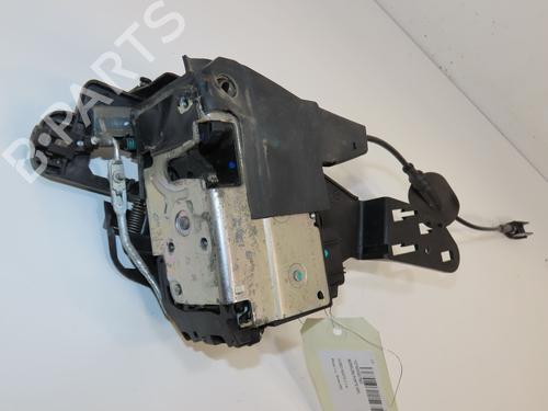 Serrure arrière gauche FORD FIESTA V (JH_, JD_) 1.4 16V (80 hp) 26383705