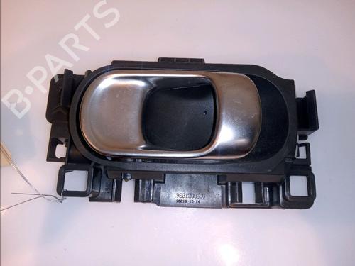 Used Front left interior door handle Front left interior door handle CITROËN C3 III (SX) 1.2 PureTech 82 (83 hp) 11102428 11102428