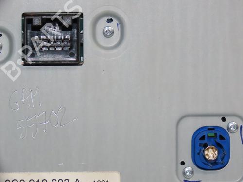 Used Radio VW POLO V (6R1, 6C1) 1.4 TDI (90 hp) 30556746