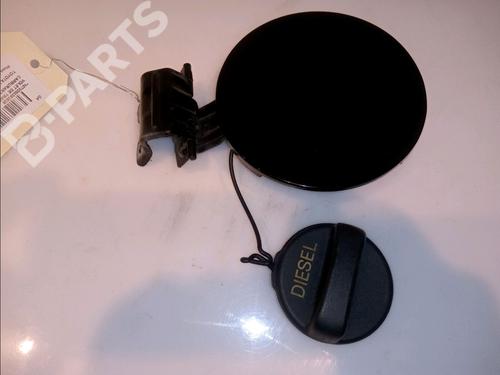 Używane Klapa wlewu paliwa TOYOTA YARIS (_P9_) 1.4 D-4D (NLP90_, NLP90R) (90 hp) 11098770