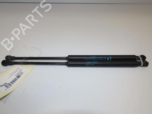 tailgate-lift-support-alfa-romeo-gt-937_-2003-2004-2005-2006-2007-2008-2009-2010-28832288 main image