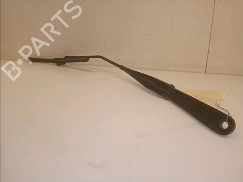 Used Front windshield wiper arm FORD FIESTA VI (CB1, CCN) 1.5 TDCi (95 hp) 15058508