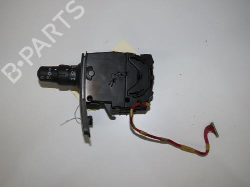 Used Steering column stalk RENAULT CLIO III (BR0/1, CR0/1) 1.5 dCi (BR0H, CR0H, CR1S, BR1S) (106 hp) 31634185