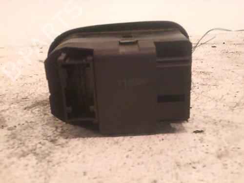 Used Left front window switch PEUGEOT 206 Hatchback (2A/C) 1.4 HDi eco 70 (68 hp) 23176521