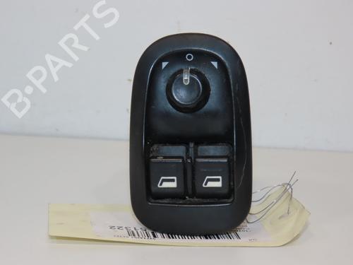 Used Left front window switch Left front window switch PEUGEOT 206 Van 1.4 HDi (68 hp) 21799831 21799831