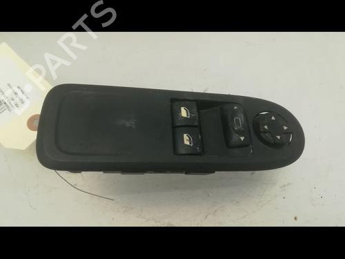 Used Left front window switch Left front window switch 9596740 9596740