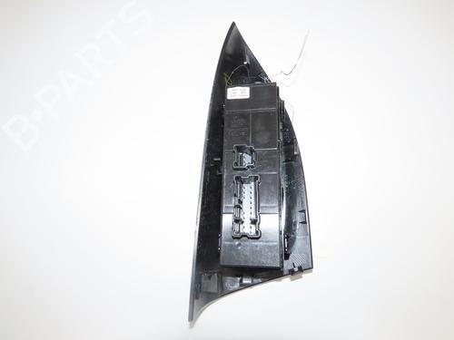 Used Left front window switch Left front window switch NISSAN JUKE (F15) 1.5 dCi (110 hp) 36396163 36396163