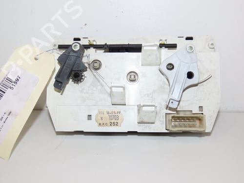 Climate control PEUGEOT 206 Hatchback (2A/C) 1.4 i | BP19638934I5 