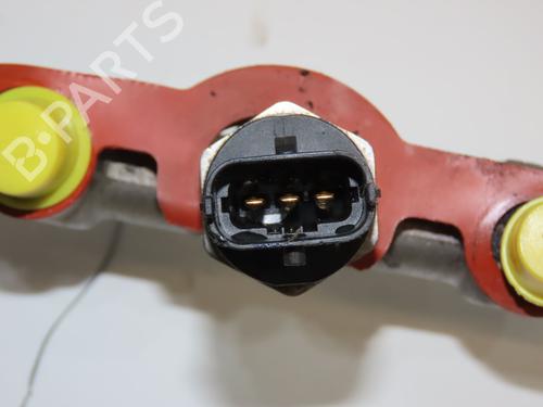 Injection rail BMW 7 (E38) 728 i, iL | BP30916873M98 - Image 3
