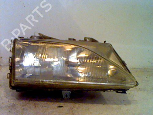 Used Right headlight PEUGEOT 806 (221) 2.1 td 12V (109 hp) 23177613