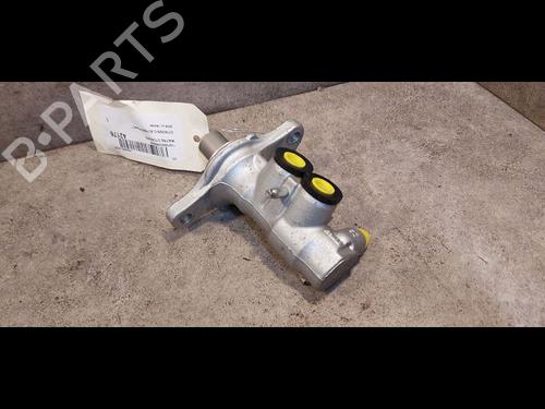 Used Brake master cylinder Brake master cylinder CITROËN C-ELYSEE (DD_) 1.2 VTi 82 (82 hp) 9615807 9615807