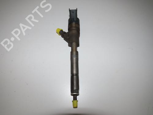 Used Injector Injector TOYOTA YARIS (_P9_) 1.4 D-4D (NLP90_, NLP90R) (90 hp) 32657923 32657923