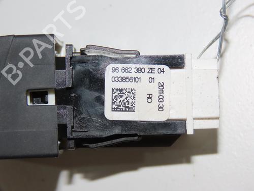 Used Warning switch PEUGEOT 508 SW I (8E_) 2.0 HDi (163 hp) 31120428
