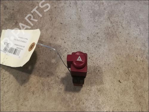 Used Warning switch Warning switch CITROËN C4 Coupe (LA_) 1.6 HDi (109 hp) 9611695 9611695