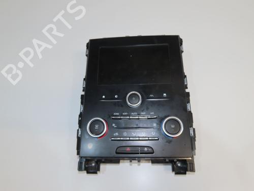 Used Climate control Climate control RENAULT MEGANE IV Hatchback (B9A/M/N_) 1.5 dCi 110 (B9A3) (110 hp) 33728065 33728065