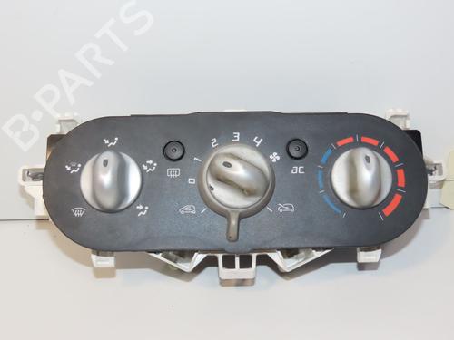 Used Climate control RENAULT TWINGO II (CN0_) 1.5 dCi (CN0E) (64 hp) 28801742