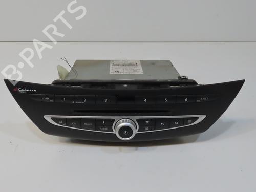 Used Radio Radio 38449279 38449279